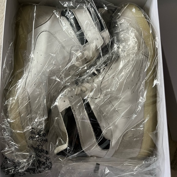 Isabel Marant High Top Sneakers - Picture 4 of 7